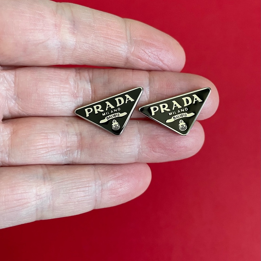 Prada logo triangle stud earrings - Picture 3 of 4